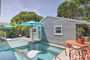 Del Ray Cottage Heated Saltwater Pool and Bar!